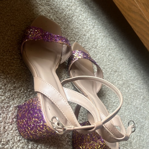 DYO Sandles from target! - Picture 4 of 4